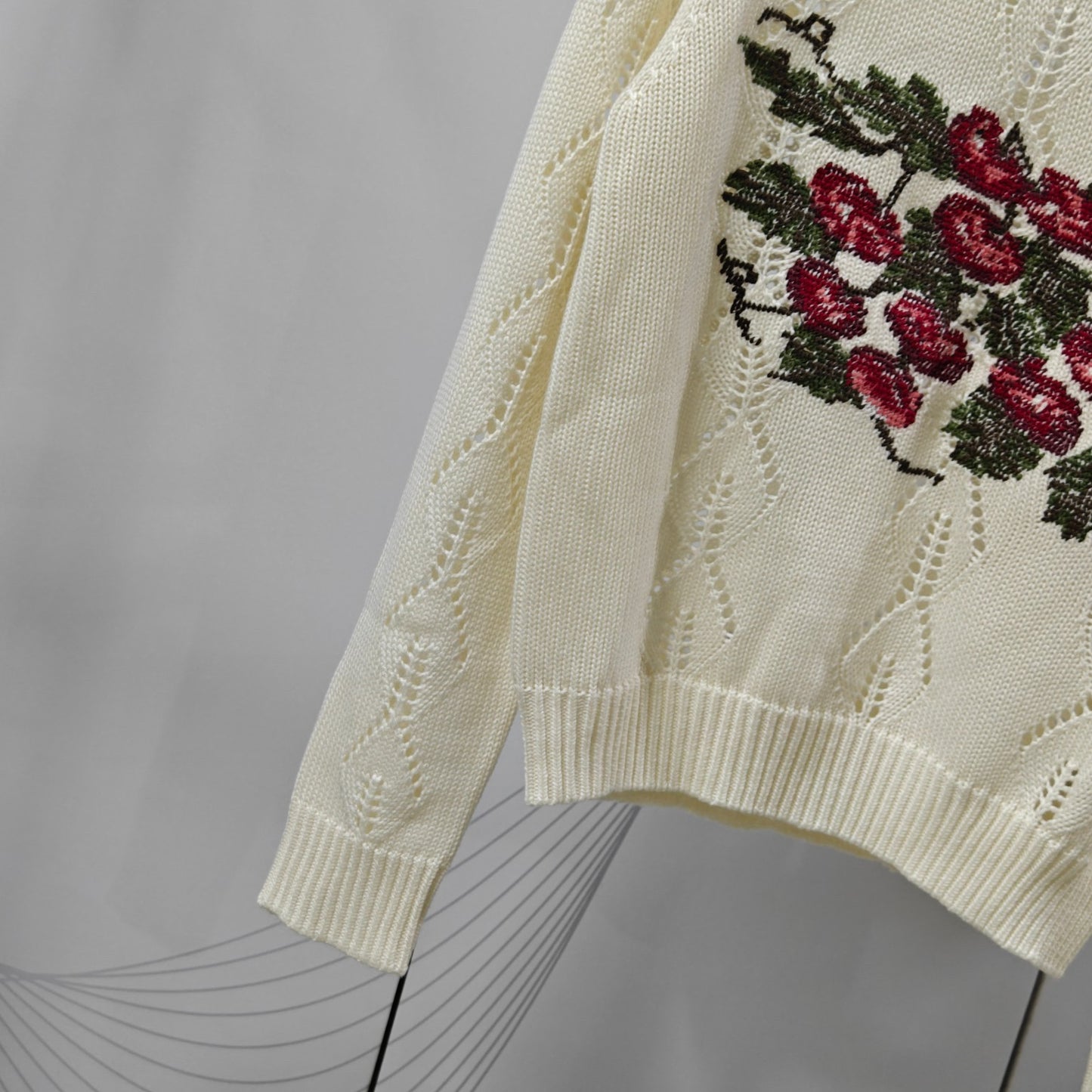 knitted long sleeves