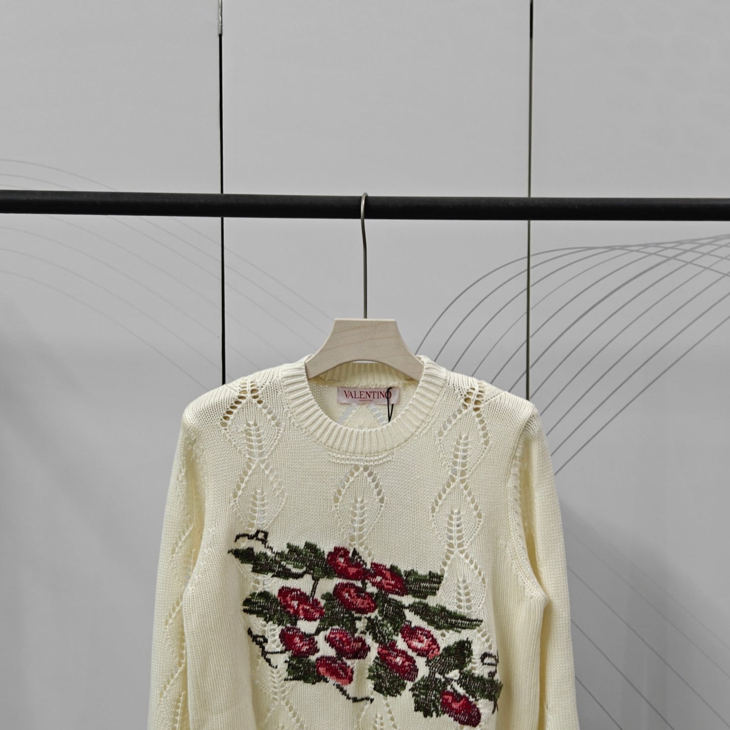 knitted long sleeves
