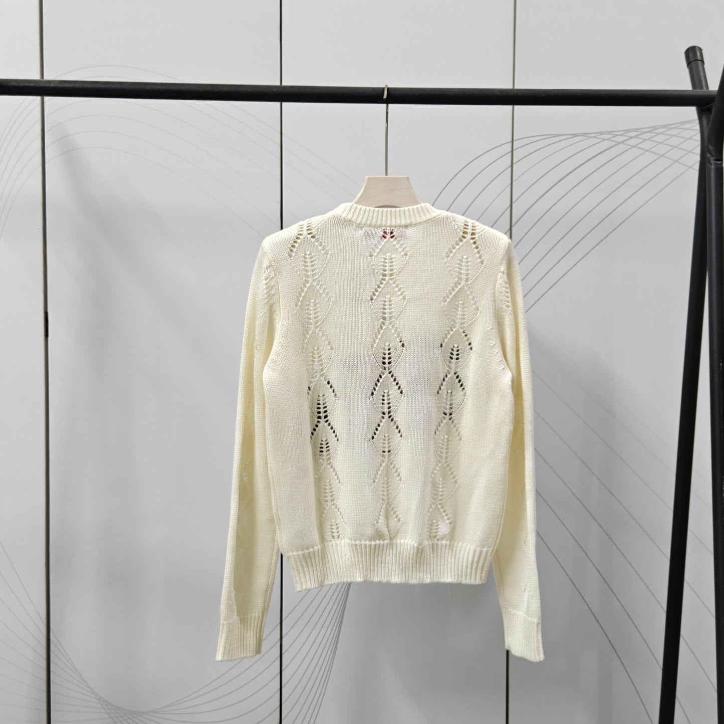 knitted long sleeves