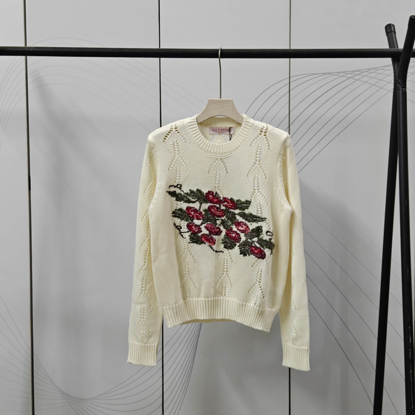 knitted long sleeves